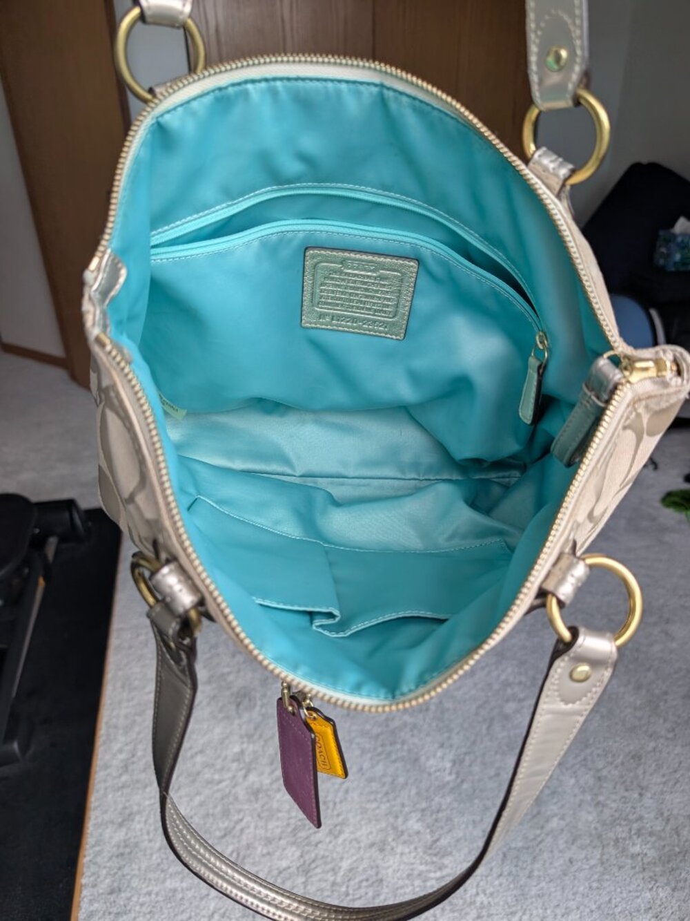 Vintage Coach Poppy Canvas Bag 23521 - Picture 3 of 10
